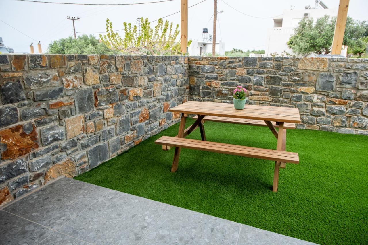 Theros Garden Istro Luaran gambar